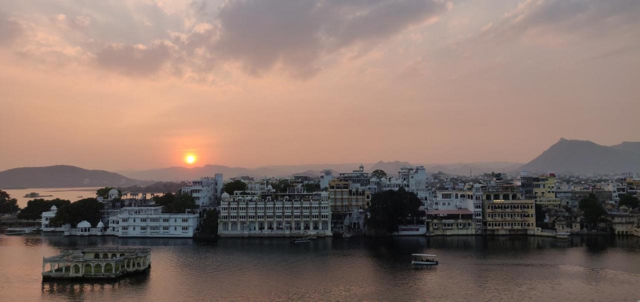 Hotel The Tiger Udaipur Extérieur photo