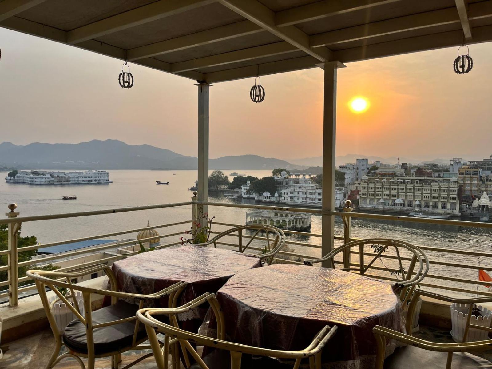 Hotel The Tiger Udaipur Extérieur photo