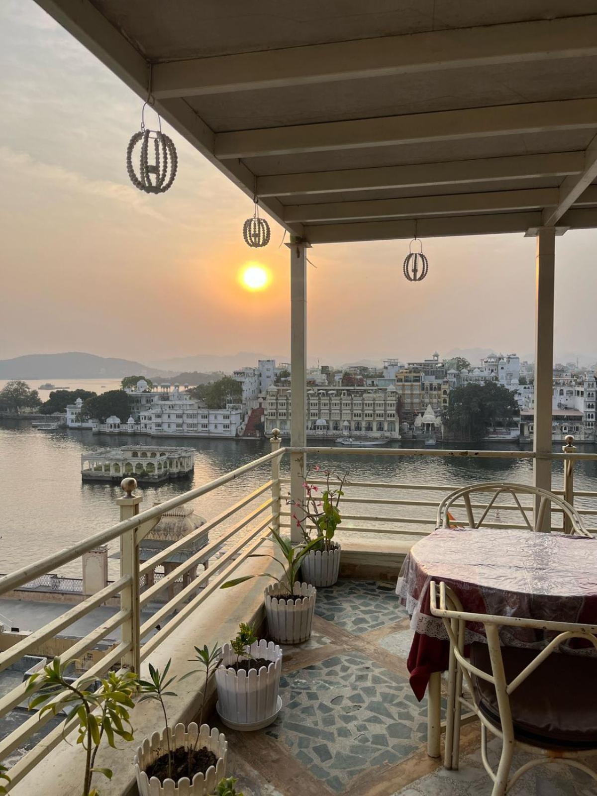 Hotel The Tiger Udaipur Extérieur photo